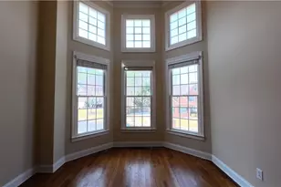 2640 Ivy Brook Ln, Buford, GA 30519 - Photo 6