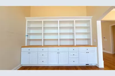 2640 Ivy Brook Lane, Buford, GA 30519 - Photo 8