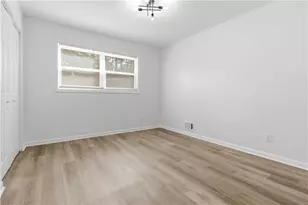 2275 Country Club Ln SW, Atlanta, GA 30311 - Photo 12