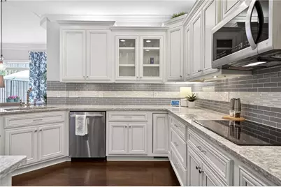 5492 Glenridge Drive #580, Sandy Springs, GA 30342 - Photo 12