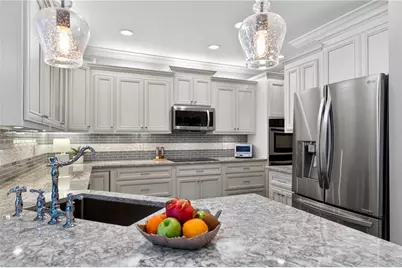 5492 Glenridge Drive #580, Sandy Springs, GA 30342 - Photo 2