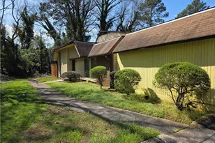 3183 Nectarine Cir, Decatur, GA 30034 - Photo 2