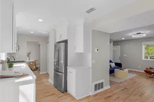 1163 St Augustine Pl NE, Atlanta, GA 30306 - Photo 8