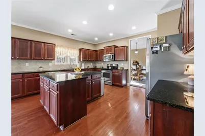 5727 Pleasant Woods Drive, Flowery Branch, GA 30542 - Photo 18