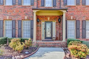 1400 Cresthaven Ln, Lawrenceville, GA 30043 - Photo 2