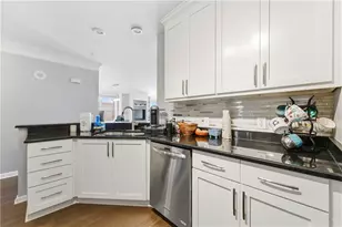 3334 Peachtree Rd NE, Atlanta, GA 30326 - Photo 6