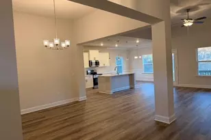 212 Magnolia Villas Dr, Cornelia, GA 30531 - Photo 4