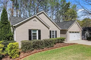 4207 Harris Ridge Ct, Roswell, GA 30076 - Photo 2