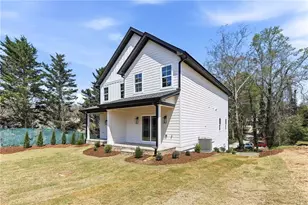 1121 Riverside Terrace, Gainesville, GA 30501 - Photo 6