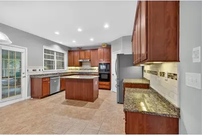 740 Mayfair Court, Suwanee, GA 30024 - Photo 16