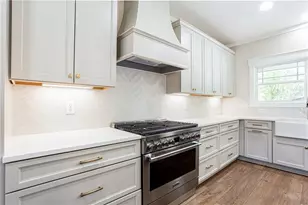 2044 Bennett Rd, Grayson, GA 30017 - Photo 16