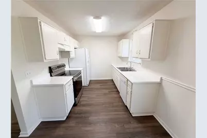 6460 River Hill Drive, Flowery Branch, GA 30542 - Photo 2