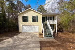 6460 River Hill Dr, Flowery Branch, GA 30542 - Photo 1