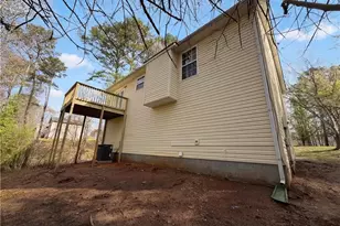 6460 River Hill Dr, Flowery Branch, GA 30542 - Photo 8