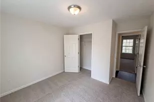 6460 River Hill Dr, Flowery Branch, GA 30542 - Photo 26