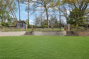 2476 Burnt Leaf Ln, Decatur, GA 30033 - Photo 30