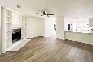 639 Hunting Creek Ln SE, Conyers, GA 30013 - Photo 4