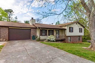 482 Camden Circle, Lawrenceville, GA 30046 - Photo 4