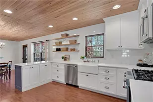 126 E Lake Dr, Roswell, GA 30075 - Photo 8