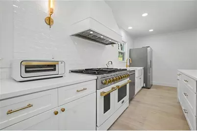 204 Devonwood Drive, Sandy Springs, GA 30328 - Photo 22