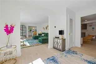 204 Devonwood Dr, Sandy Springs, GA 30328 - Photo 14