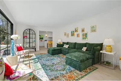 204 Devonwood Drive, Sandy Springs, GA 30328 - Photo 16