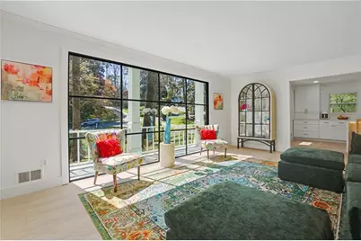 204 Devonwood Drive, Sandy Springs, GA 30328 - Photo 4
