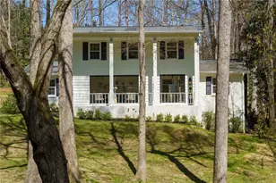 204 Devonwood Dr, Sandy Springs, GA 30328 - Photo 8