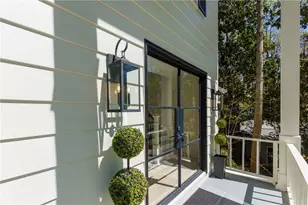 204 Devonwood Dr, Sandy Springs, GA 30328 - Photo 2