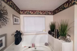 11993 Red Ivy Ln, Fayetteville, GA 30215 - Photo 4