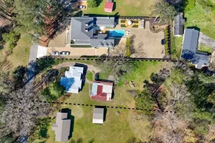 112 Barnesdale Terrace, Woodstock, GA 30188 - Photo 2