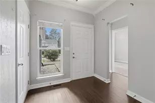 694 Shore View, Lithonia, GA 30058 - Photo 4