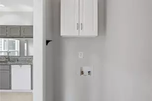 694 Shore View, Lithonia, GA 30058 - Photo 14