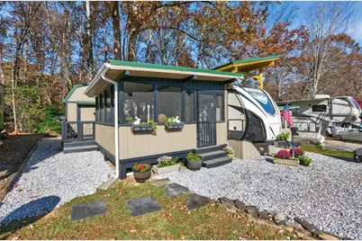 324 Leisure Acres Drive, Cleveland, GA 30528 - Photo 2