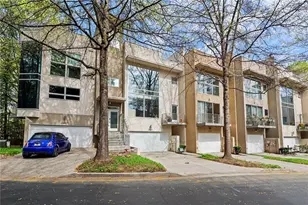 2465 Field Way NE, Atlanta, GA 30319 - Photo 2