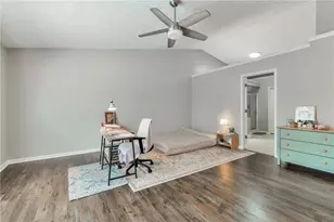 466 Suwanee E Dr, Lawrenceville, GA 30043 - Photo 18