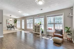 466 Suwanee E Dr, Lawrenceville, GA 30043 - Photo 10