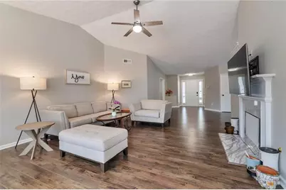 466 Suwanee East Drive, Lawrenceville, GA 30043 - Photo 8