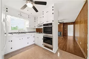 689 Old Canton Rd, Marietta, GA 30068 - Photo 14