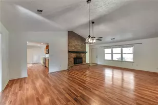 2762 Fireside Ct SE, Marietta, GA 30067 - Photo 2