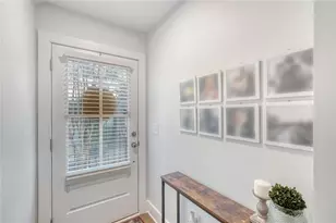 4471 Dandelion Ln, Atlanta, GA 30342 - Photo 4