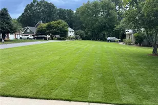 3790 Apple Way, Marietta, GA 30066 - Photo 2