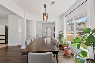 320 Blackwood Ln, Suwanee, GA 30024 - Photo 8