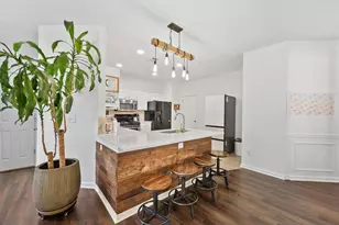 320 Blackwood Ln, Suwanee, GA 30024 - Photo 10