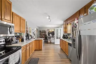 4177 Summer Wood Dr, Snellville, GA 30039 - Photo 6