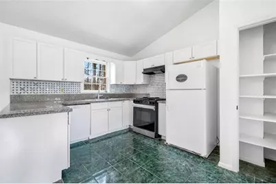 2385 Waterford Park Drive, Lawrenceville, GA 30044 - Photo 4