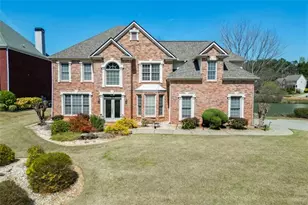 3795 Regal Oaks Dr, Suwanee, GA 30024 - Photo 2