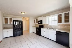 5939 Farmbrook Ln, Rex, GA 30273 - Photo 2