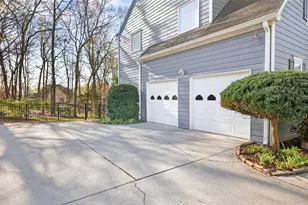 1003 Andover Dr, Hoschton, GA 30548 - Photo 4