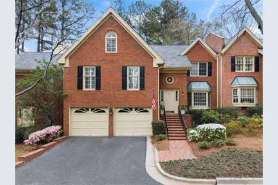 16 Ivy Chase NE, Atlanta, GA 30342 - Photo 1